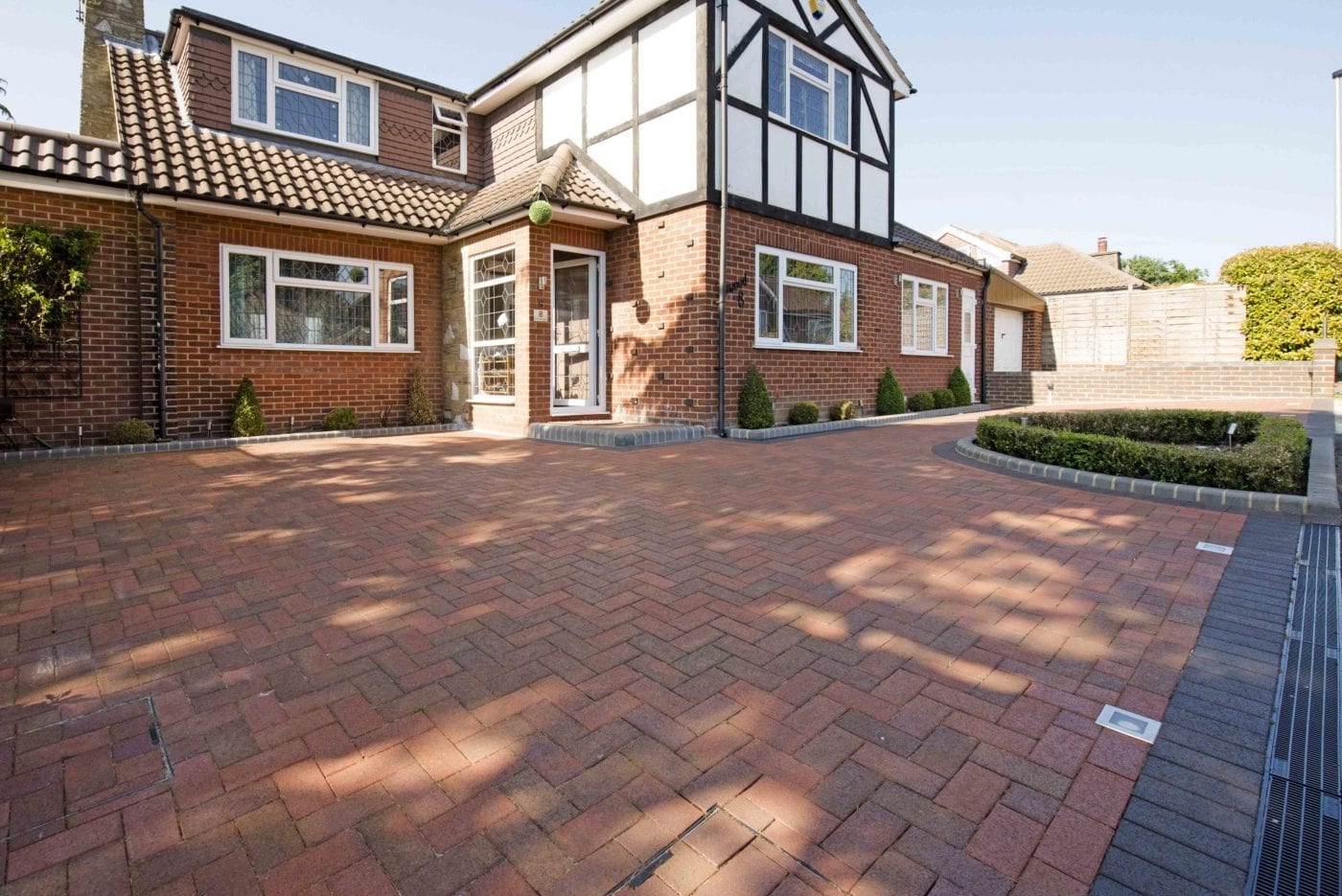What types of driveway are there? Diamond Driveways Driveways in