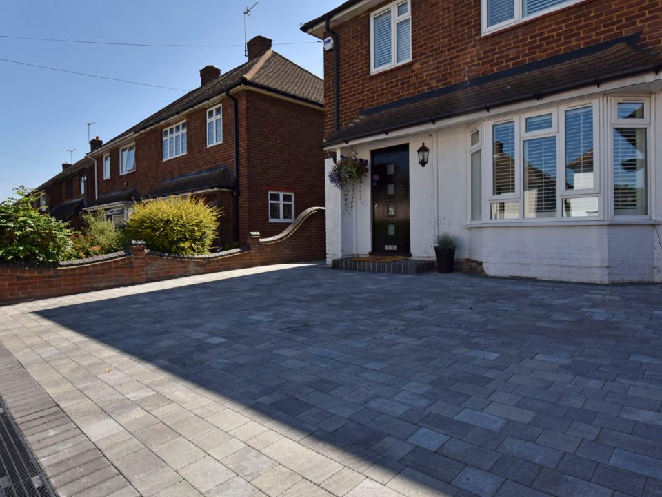 Ideas for sloped driveways, Diamond Driveways